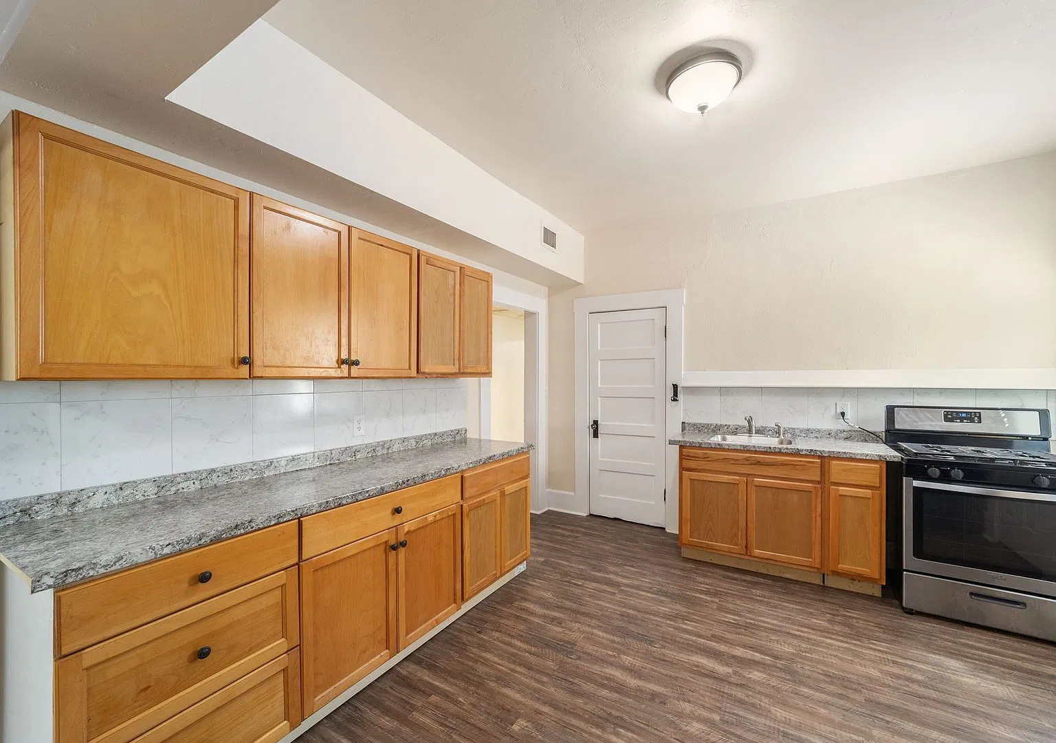 1022 NW 3rd Ave — Photo 4