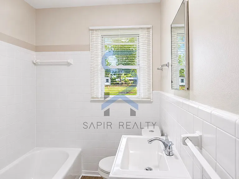 2620 Wiggins St — Photo 11