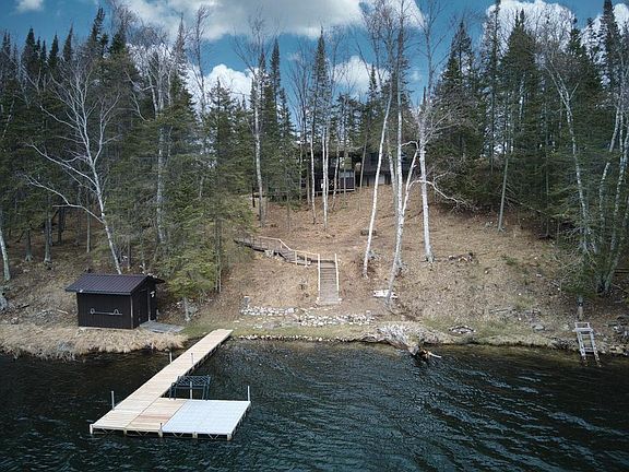 3rd image of 50685 Ridge Rd