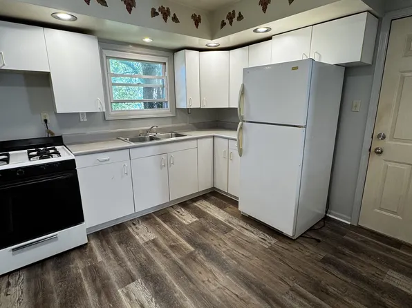 302 Penn Ave #302, Lyndora, PA 16045