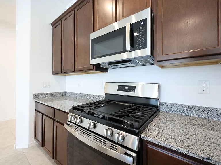 7683 W Smoketree Dr — Photo 10