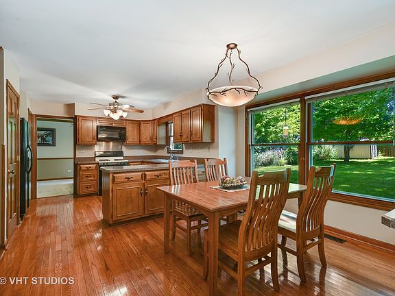 5th image of 114 Green Valley Dr
