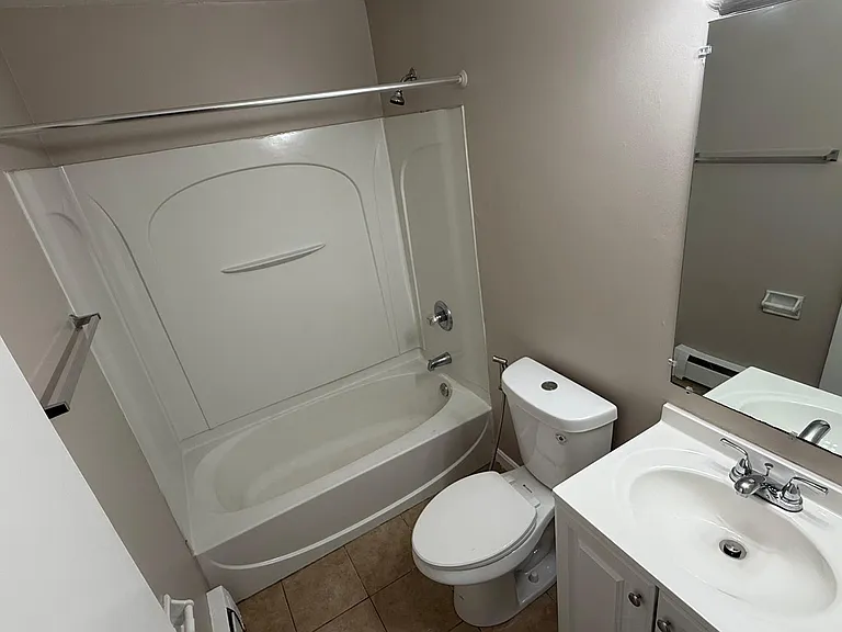 Henry Terrace Apartments LLC — Photo 9