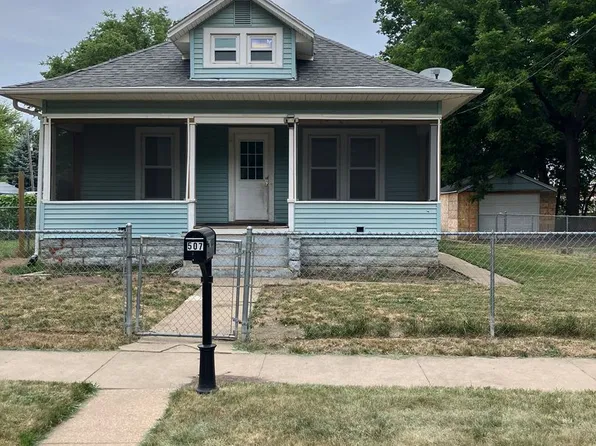 507 W 27th St, Sioux City, IA 51103