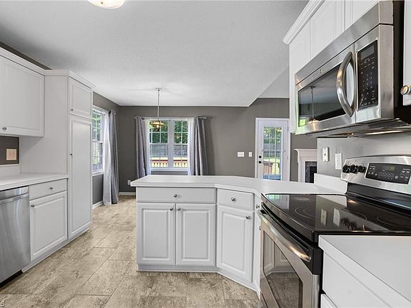 2nd image of 6324 Stonewick Dr