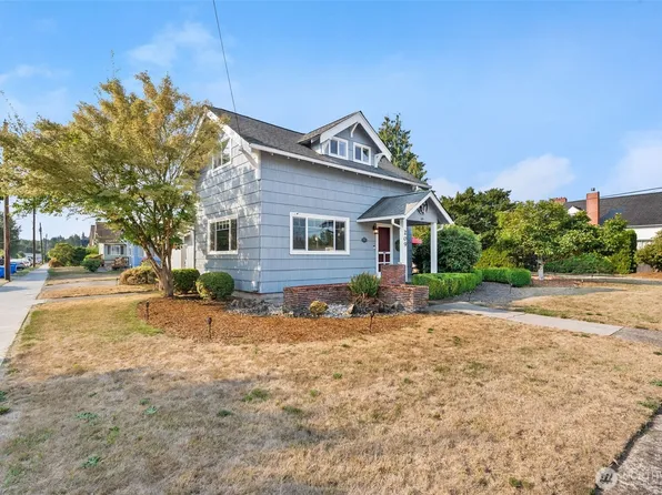 209 C Street SW, Castle Rock, WA 98611