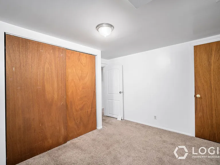 1772 E 2100 S — Photo 15