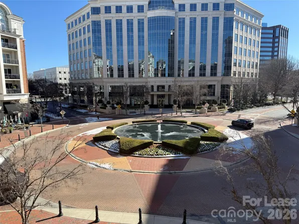 4620 Piedmont Row Dr Unit 305, Charlotte, NC 28210