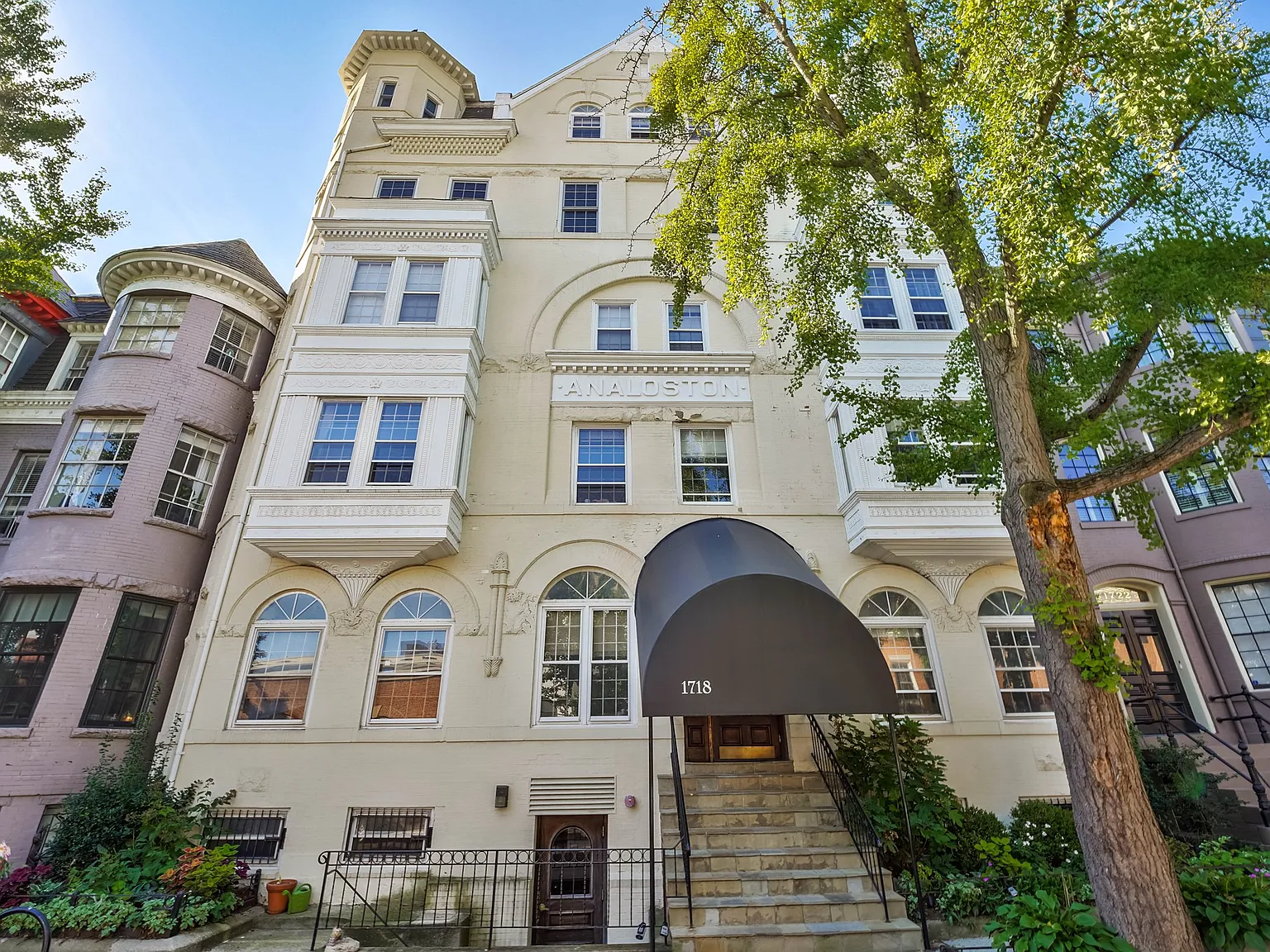 2 bed, 731 sqft, $3,500 — Photo 1