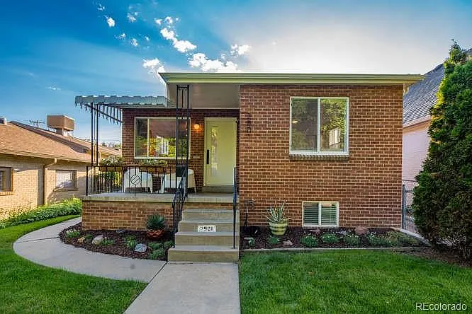 4 bed, 1662 sqft, $3,900 — Photo 3
