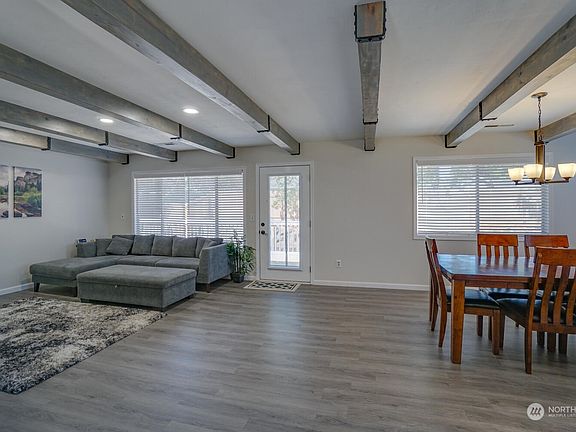 4th image of 11502 NE 3rd Avenue