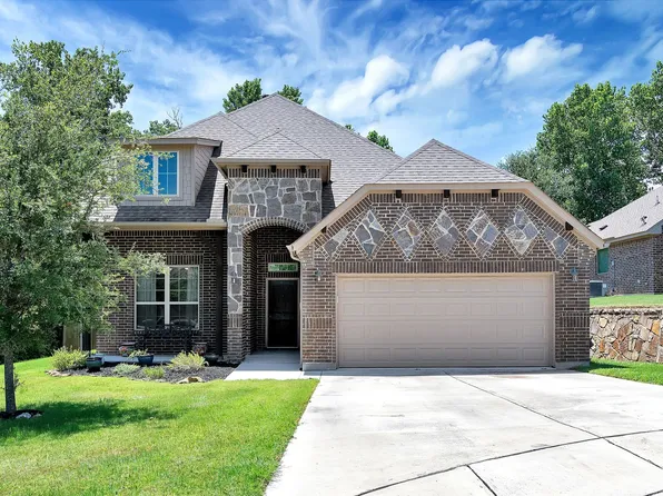 112 Valle Ct, Azle, TX 76020