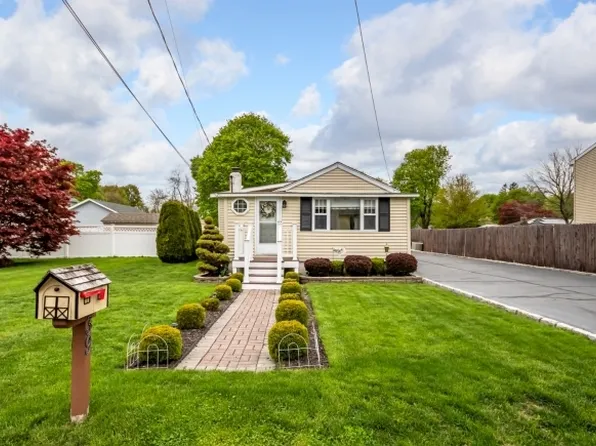 39 Forest Rd, Mount Olive Twp., NJ 07828