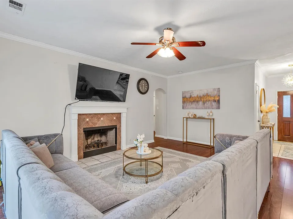 17803 Inland Oaks Dr