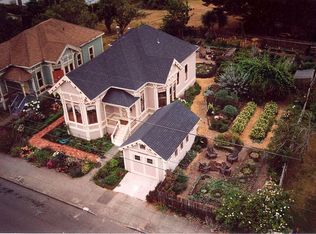944 F St, Eureka, CA 95501