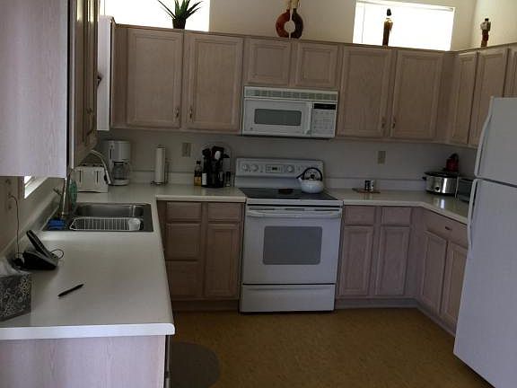 3rd image of 16161 W Vista North Dr