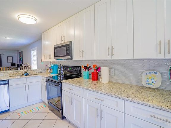 3rd image of 6033 Morningdale Ave