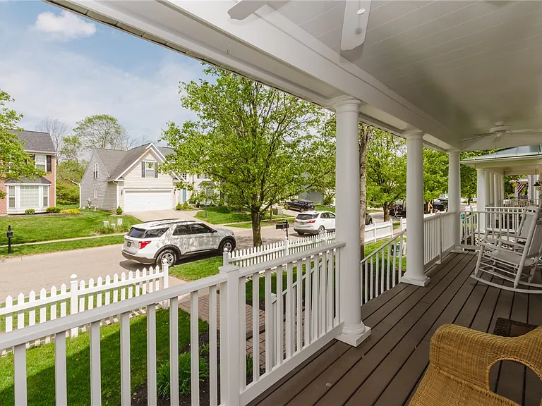 9656 Olde Georgetown Way — Photo 3