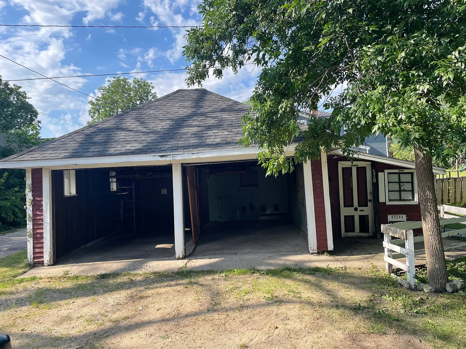 Charming 3-BR Home with 2-Stall Garage & Workshop ? Great Location! — Photo 3