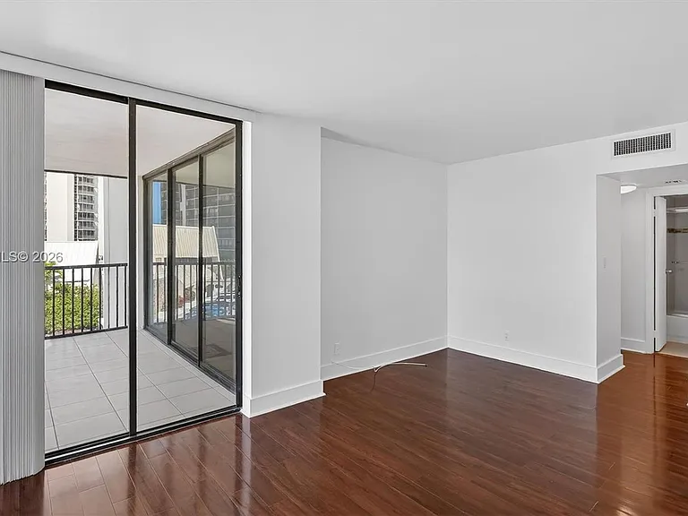 20335 W Country Club Dr #502 — Photo 16