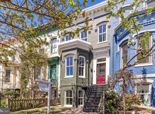 306 D St NE, Washington, DC 20002