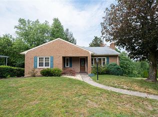 1254 Country Club Rd, Monongahela, PA 15063