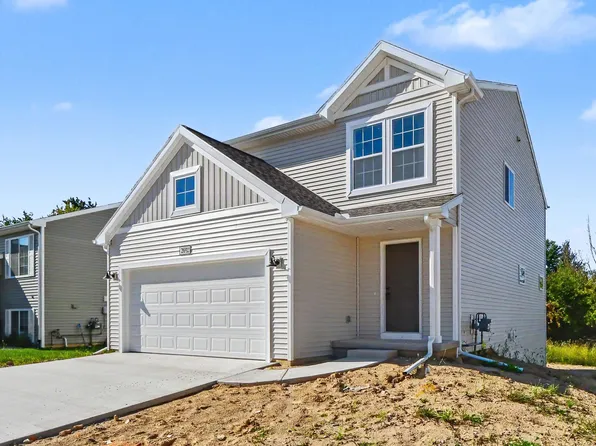 2692 Sanderling Ct, Grand Rapids, MI 49508