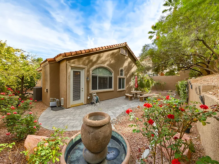 2321 Stone Glen Ln — Photo 3