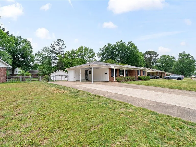 7283 N Juana Dr — Photo 4