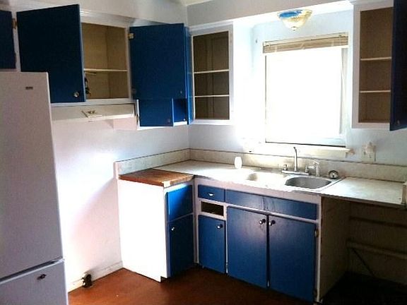 5th image of 31835 Sandra Ln