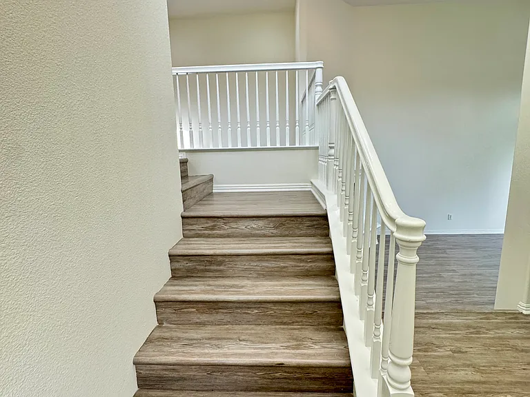 1331 Bayside Cir — Photo 29