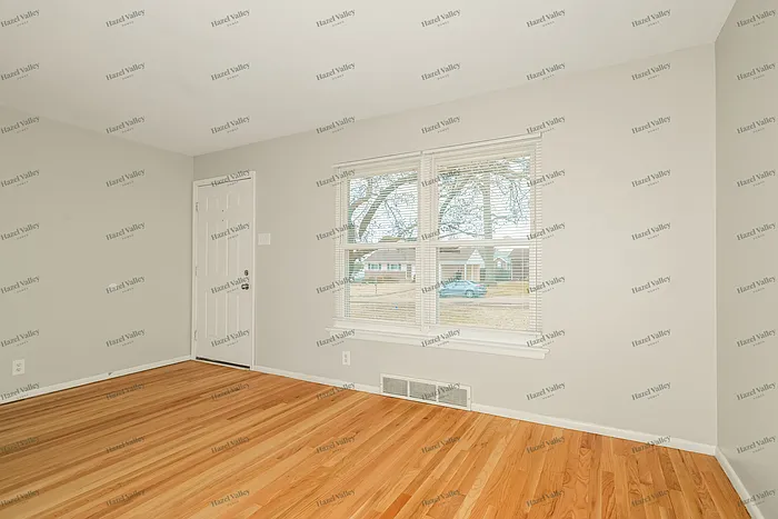 11005 Patsy Dr — Photo 5