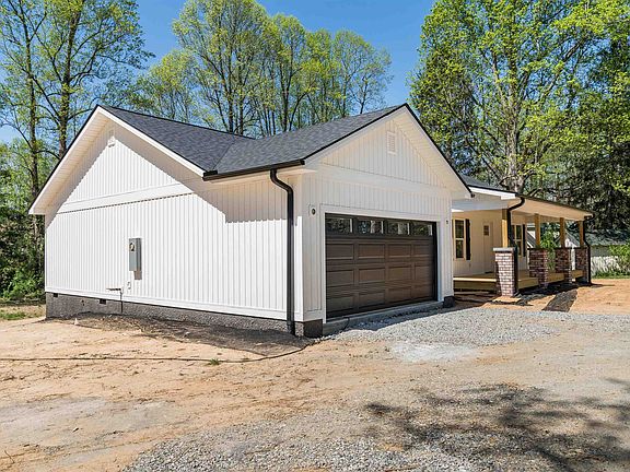 289 Highland Park, East Flat Rock, NC 28726 | MLS #310425 | Zillow