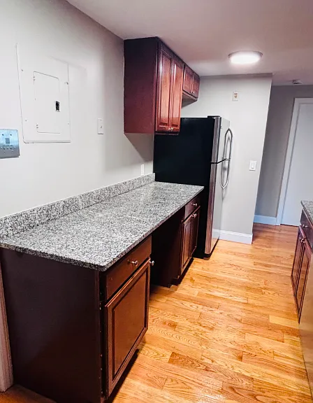 23 Roughan St #4 — Photo 4