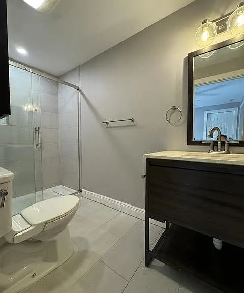 213 N Kent St — Photo 16