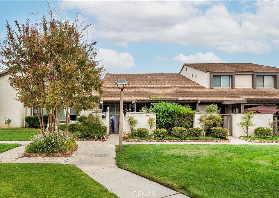 1st image of 24662 Golfview Dr
