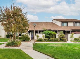 24662 Golfview Dr, Santa Clarita, CA 91355