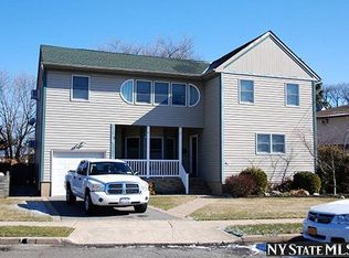 2899 Terra Park Ln, Wantagh, NY