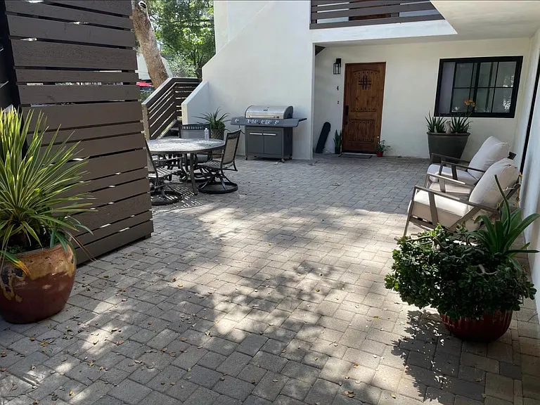 609 W Junipero St #9 — Photo 12
