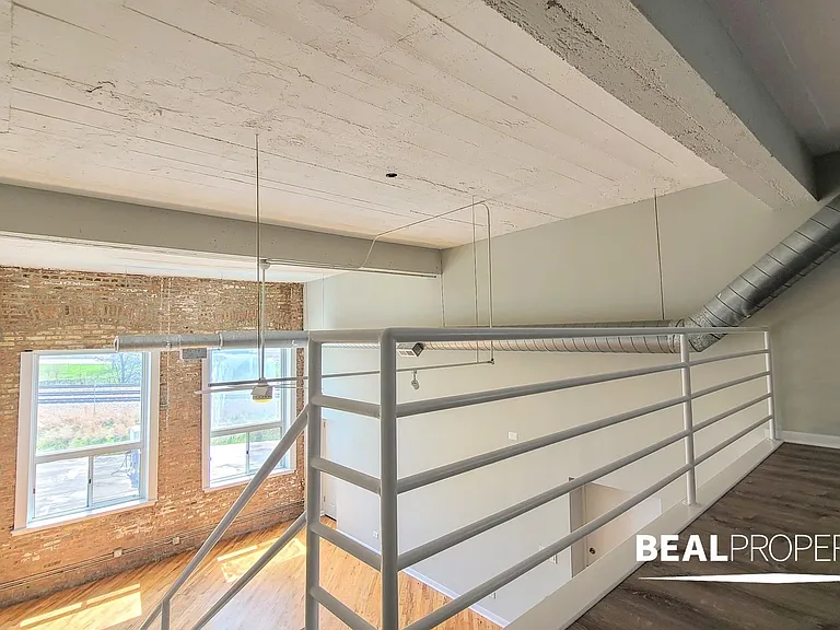 2320 N Damen Ave #2D — Photo 18