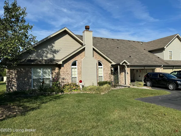8202 Carmel Village Pl #1, Louisville, KY 40228