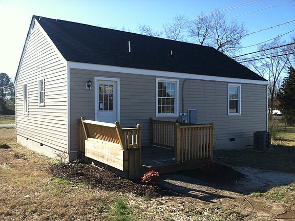 4th image of 4304 1st St