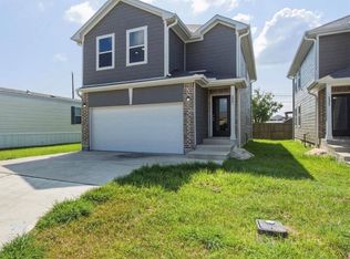 127 Egret Canal N, Baytown, TX 77523