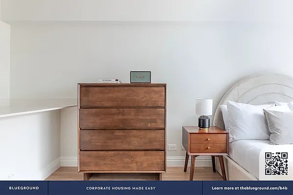 Rented by The Blueground | media 11