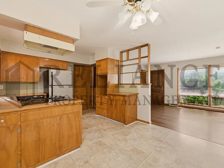 1415 N Prairie Ln — Photo 15