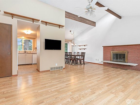 4th image of 505 Mulberry Road