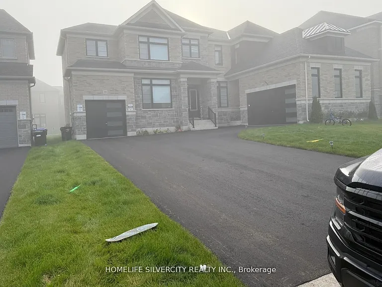 48 Marigold Blvd — Photo 2