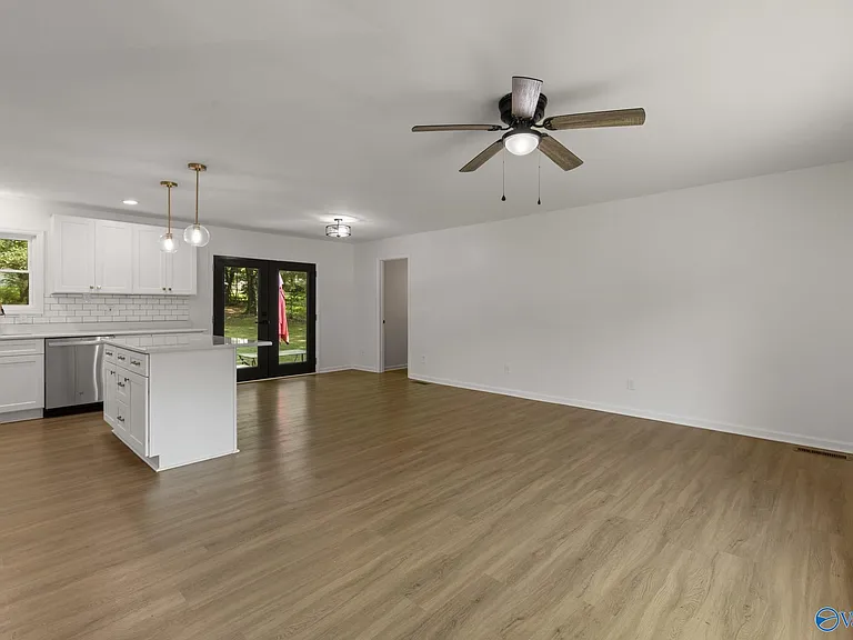 1007 Cardinal Ave — Photo 9