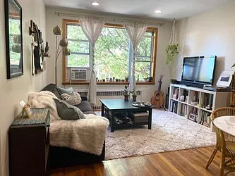 Rented by Bouklis Group