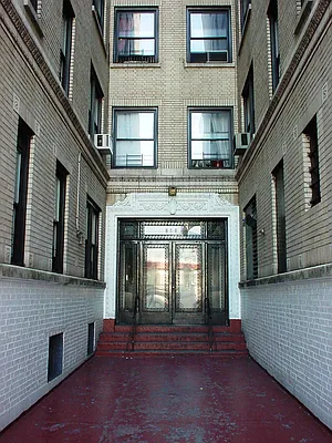 Rented by BLDG | media 3